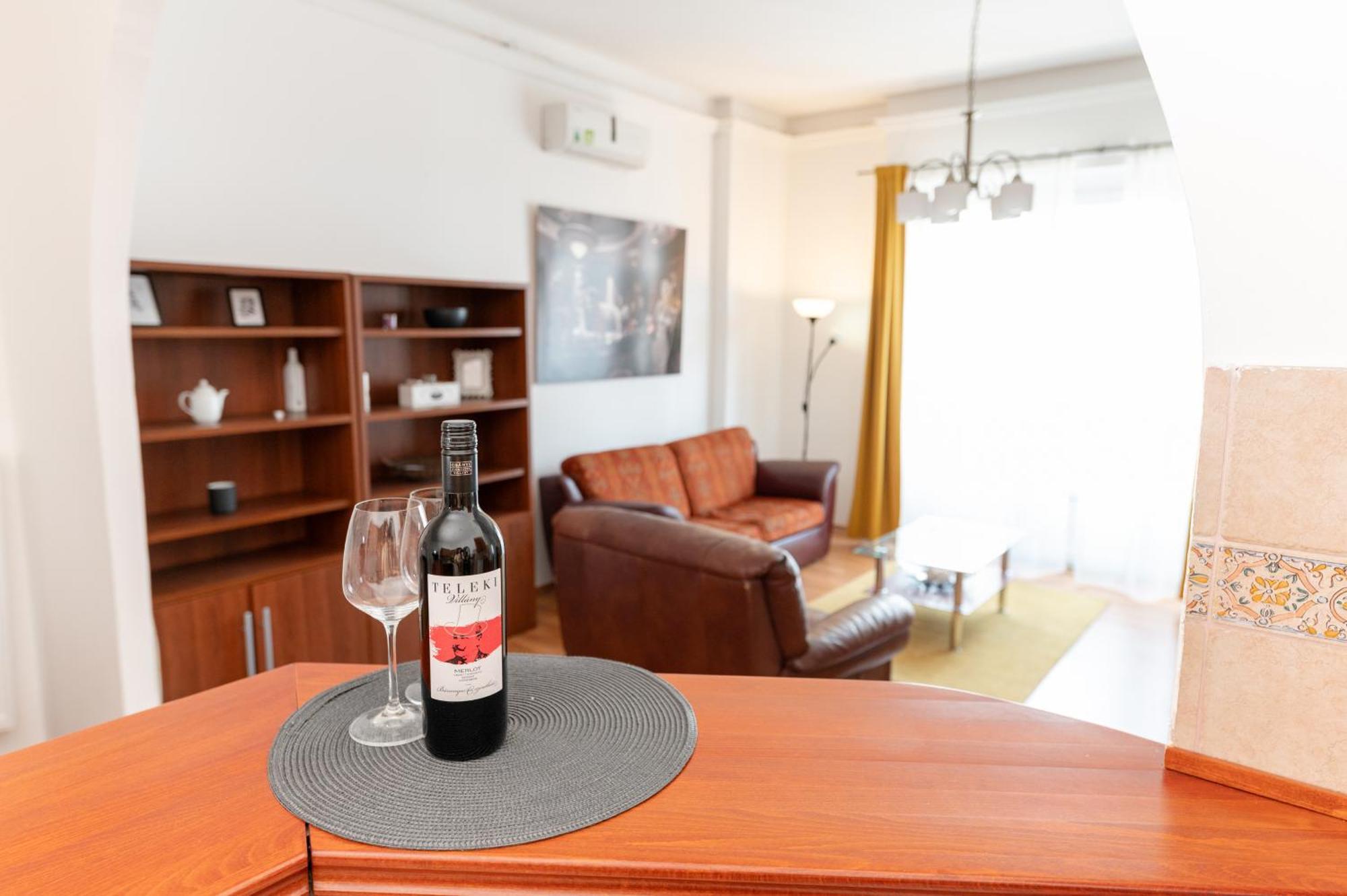 Apartman Danube Dwelling Asboth 19-1 *